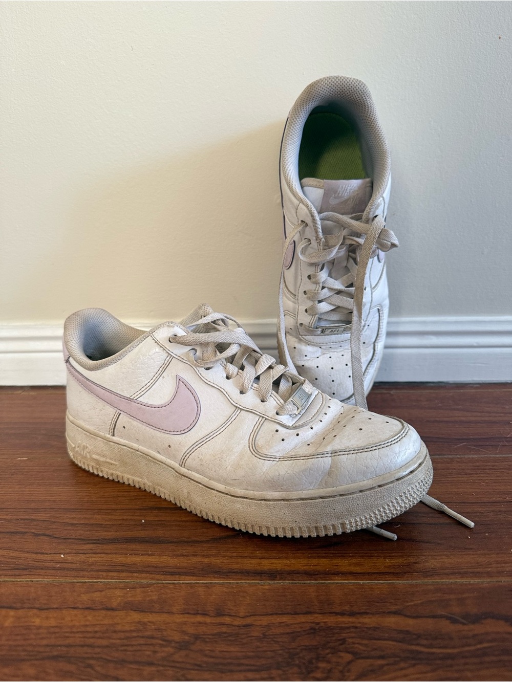Nike Air Force size 8.5